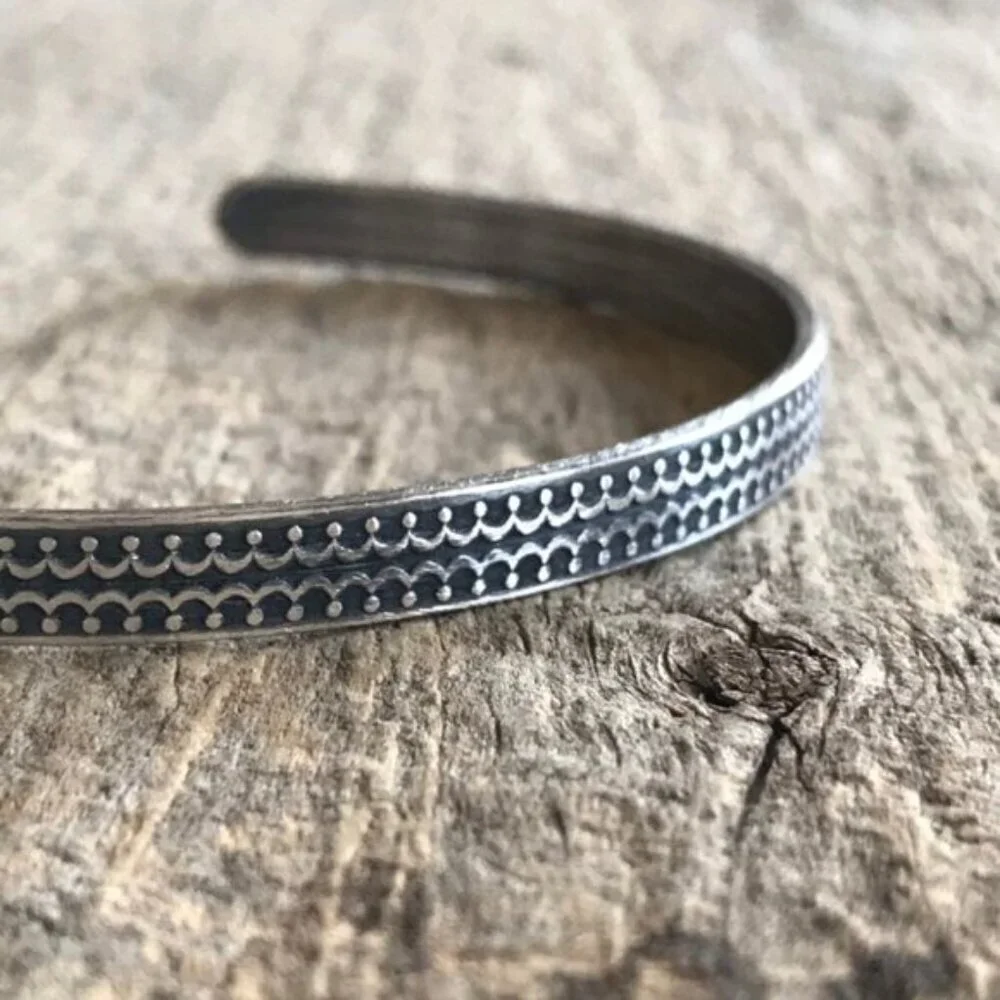 Scalloped Open Cuff Bangle Bracelet 15g (.5oz), 5.6mm Wide